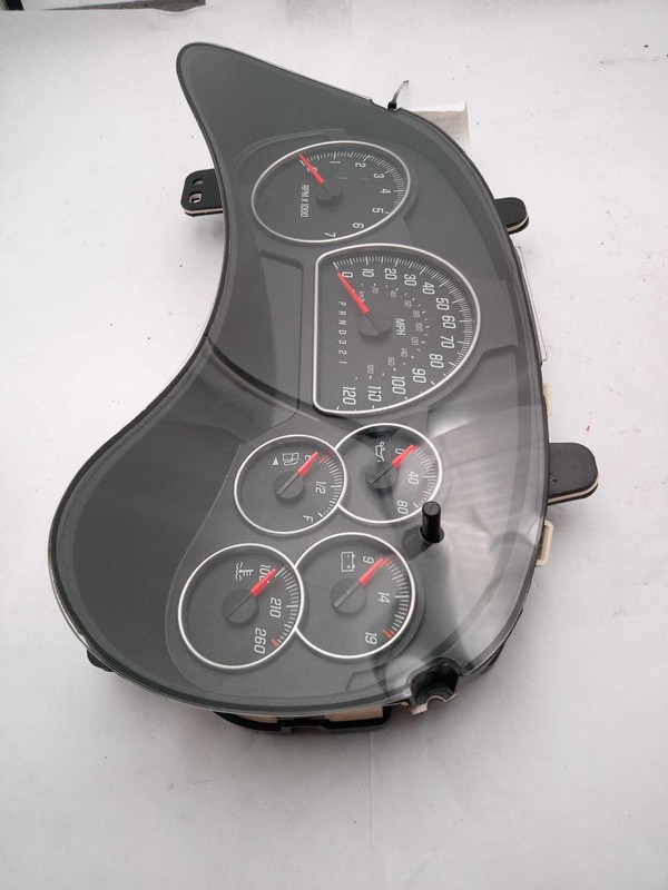 Used Speedometer Gauge fits: 2006 Gmc Envoy US cluster w/o driver information di