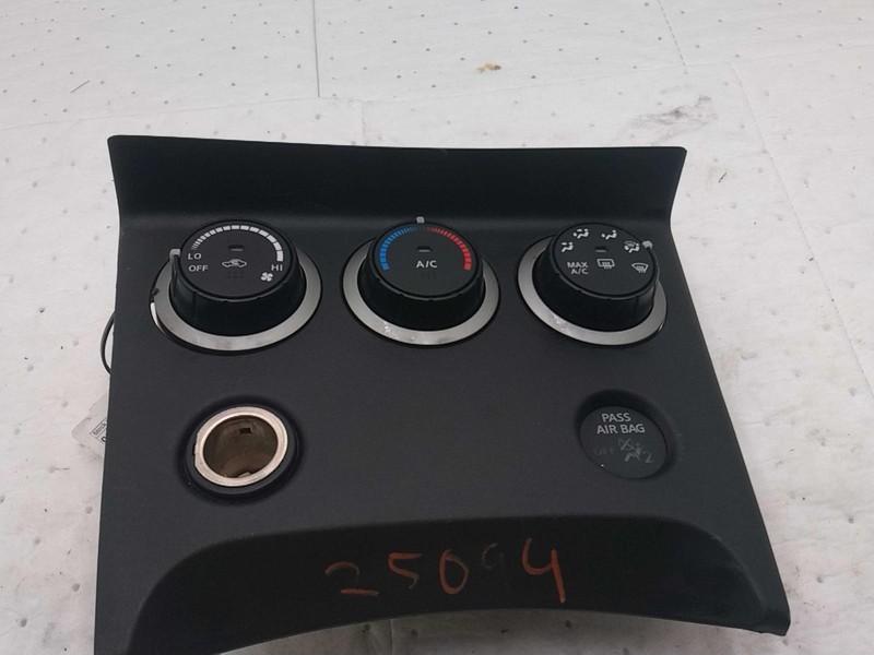Used A/C Selector Switch fits: 2010 Nissan RogueGrade B