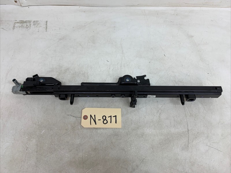 ⚡️17-22 Tesla 3 M3 Front Passenger Side Seat Rail Track Section RH 877 U21
