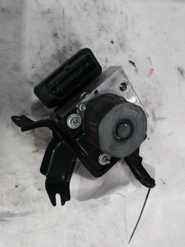 2015 Honda CR-V ABS Modulator OEM 57111T1WA00 108k Miles Brown 4DR SUV