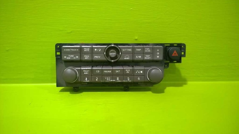05 QUEST RADIO CONTROL PANEL OEM 3910-4
