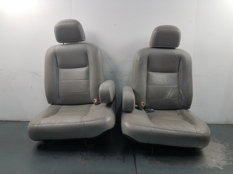 2003 Grand Marquis / Crown Vic Victoria Leather Power Front Seat Set * #4659 L3