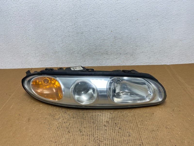 2001 to 2003 Oldsmobile Aurora Right Passenger RH Side Headlight ae1374 DG