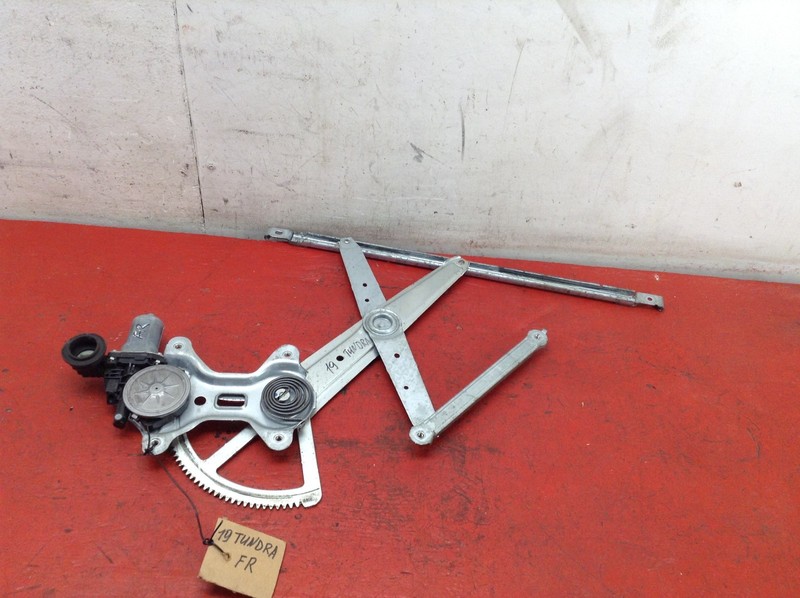 07-21 TOYOTA TUNDRA FRONT RIGHT PASSENGER WINDOW REGULATOR W MOTOR OEM