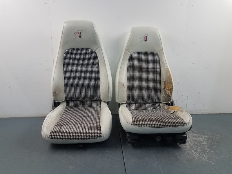 1997 Chevy Camaro SS Front Cloth Seat Set-** #2100 o5