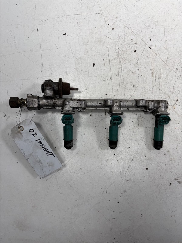 00-03 Honda Insight Fuel Rail w/ Injectors 16620-PHM-000 OEM