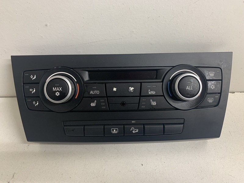 2010-2011 BMW 328i 4DR Heater A/C Temperature Climate Control Switch Panel HVAC
