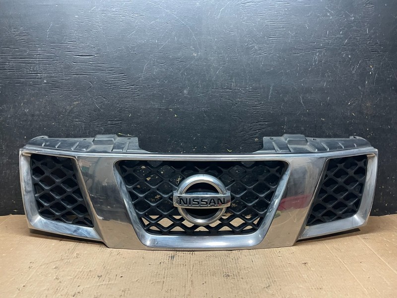 2005 2006 2007 Nissan Pathfinder Chrome Front Upper Grill Grille Oem Z5856 DG