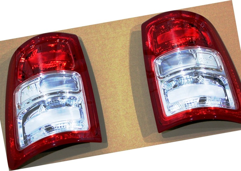 19-24 Dodge RAM 2500 TAILLIGHTS 68361714AE 68361715AE Driver Passenger NTO OEM