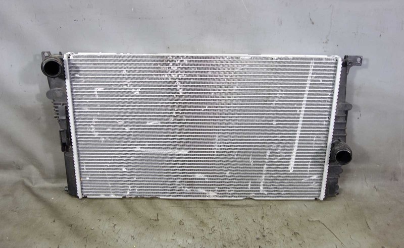 2012-2015 BMW i0 i3 Rex F30 3-Series Factory Engine Cooling Radiator N20 N55 OEM