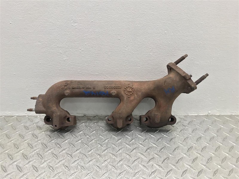 98 99 00 01 CHEVROLET BLAZER S10 BRAVADA SONOMA PASSENGER EXHAUST MANIFOLD OEM