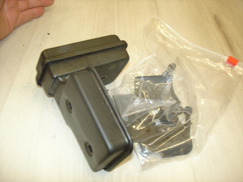 Tanaka ecs-650 muffler chainsaw part bin 429