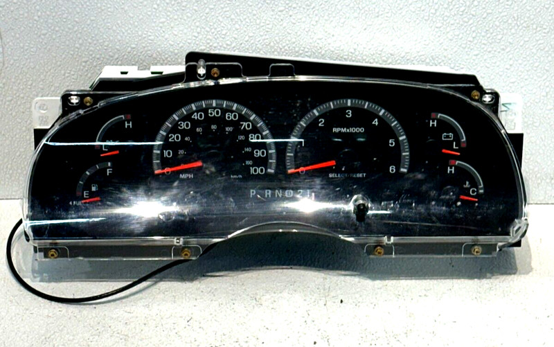 97-99 Ford Expedition Speedometer OEM
