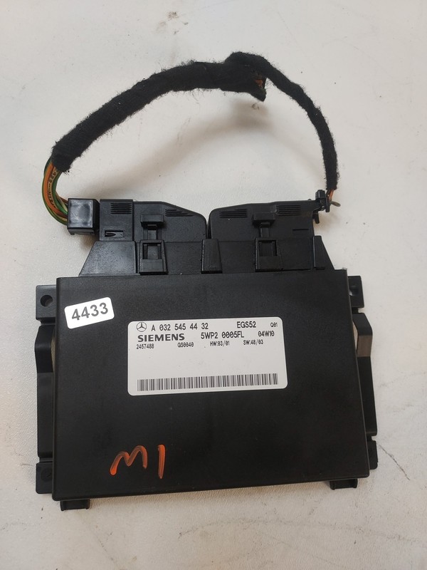 03-05 Mercedes ML350 Transmission Shift Module A0325454432 OEM w/Pigtail Harness