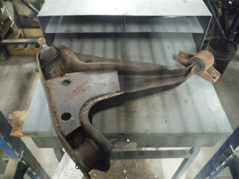 02 03 04 05 FORD EXPLORER L. LOWER CONTROL ARM FR 4 DR EXC. SPORT TRAC 106488