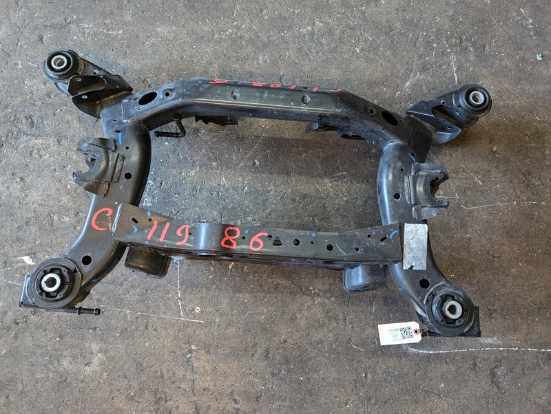 Rear Crossmember 2019 Chevrolet Camaro 84495541 2016 2017 2018 2020 2021 - 2024
