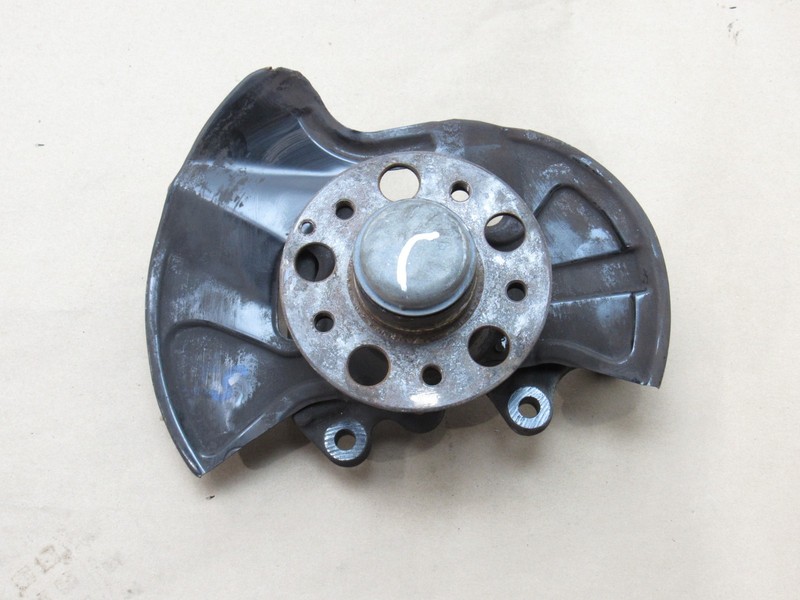 Mercedes SLK55 R171 2006 5.5L RWD Front Left Driver Spindle Knuckle Hub 04-11 ;