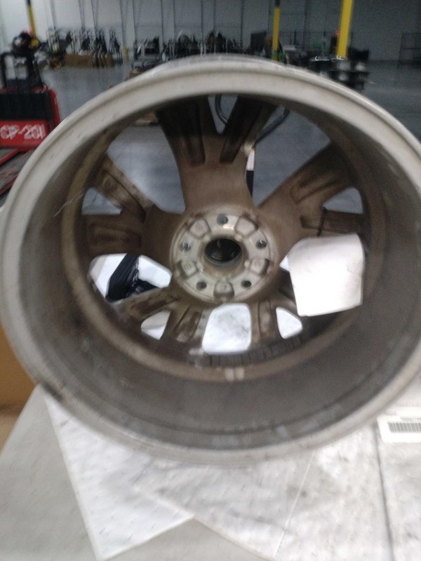 2020 Volkswagen Atlas Cross Sport 18x8 Blue OEM Wheel 57000 Miles