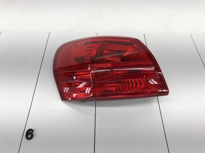 08-15 NISSAN ROGUE REAR LEFT DRIVER SIDE OUTER TAIL BRAKE LIGHT LAMP OEM