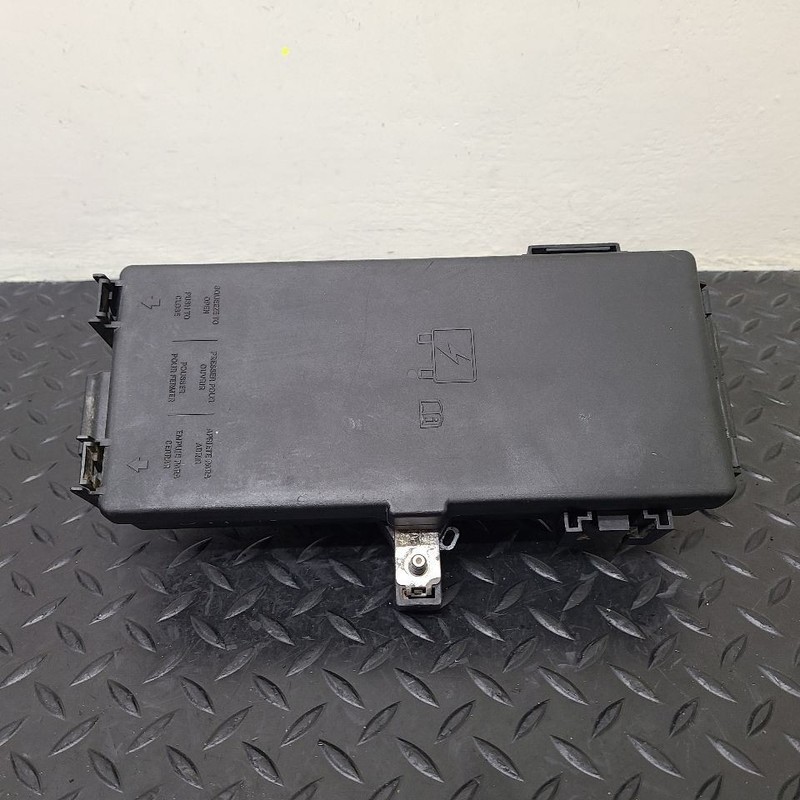 2008 Dodge Ram 1500 4x2 Multifunction Fuse Box Relay OEM 68028002AB