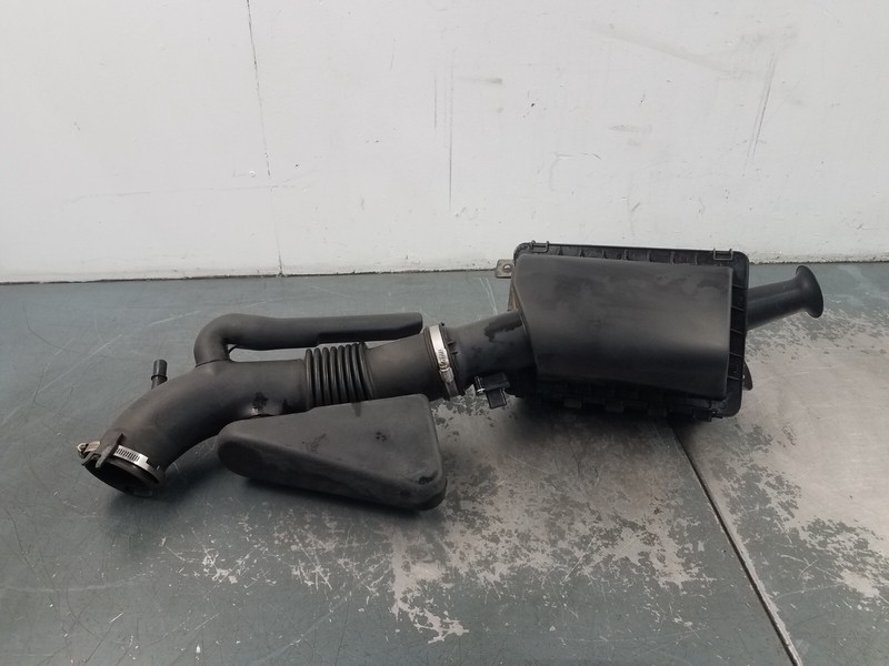 2010 Grand Marquis / Crown Vic Victoria Air Intake Assembly #2643 S7