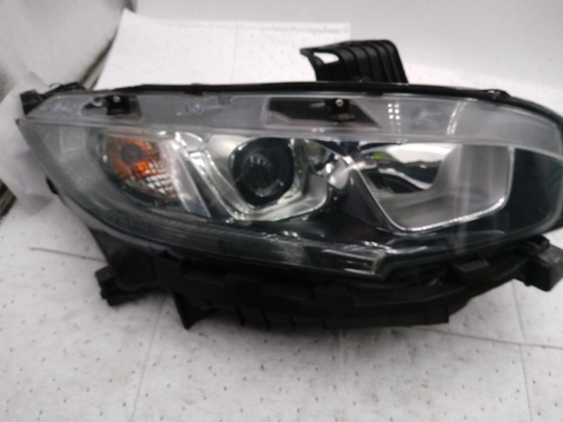 2017 Honda Civic Right Headlight Assembly - Used, Silver, 78K Miles