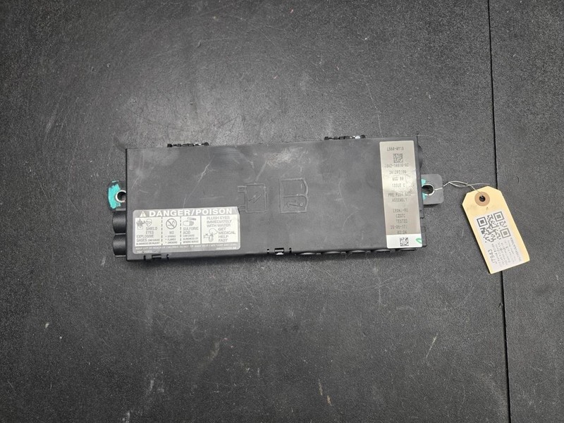 Battery Fusible Box 2018 Range Rover Velar J8A2-14516-AC 2019 - 2022