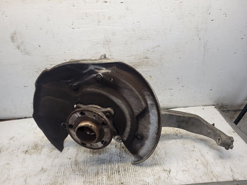 Passenger Right Front Spindle/Knuckle Fits 17-23 VOLVO S90 1730836