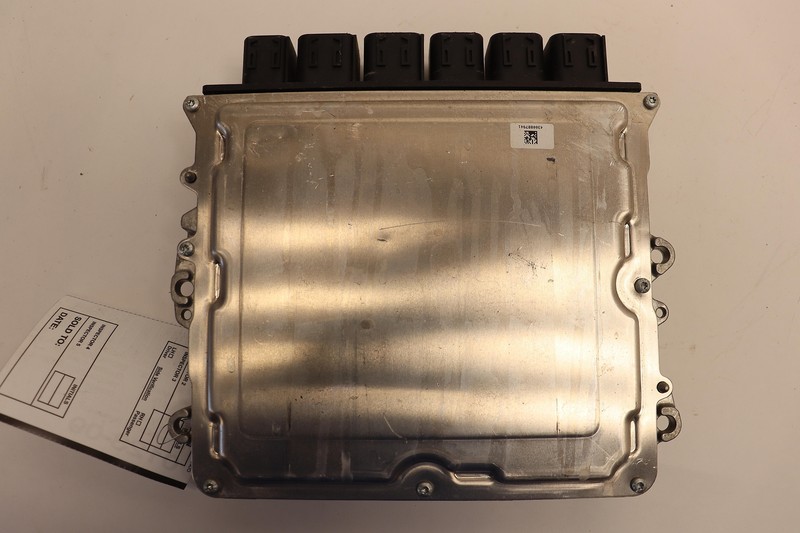 2018-2019 BMW 540I G30 ECM ECU ENGINE CONTROL UNIT COMPUTER MODULE OEM