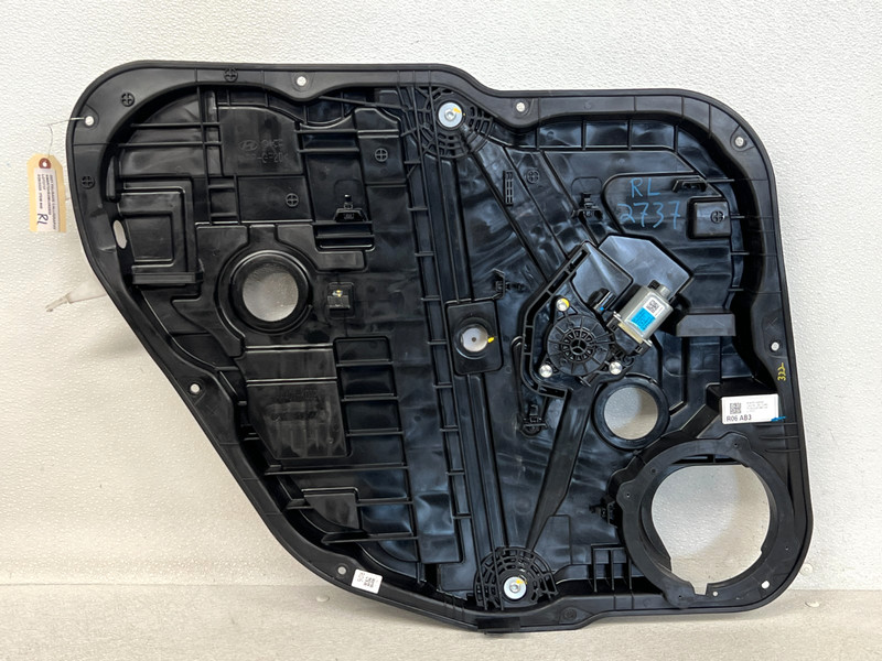 ⭐2020-2025 HYUNDAI PALISADE REAR LEFT DOOR WINDOW REGULATOR MOTOR OEM LOT2737
