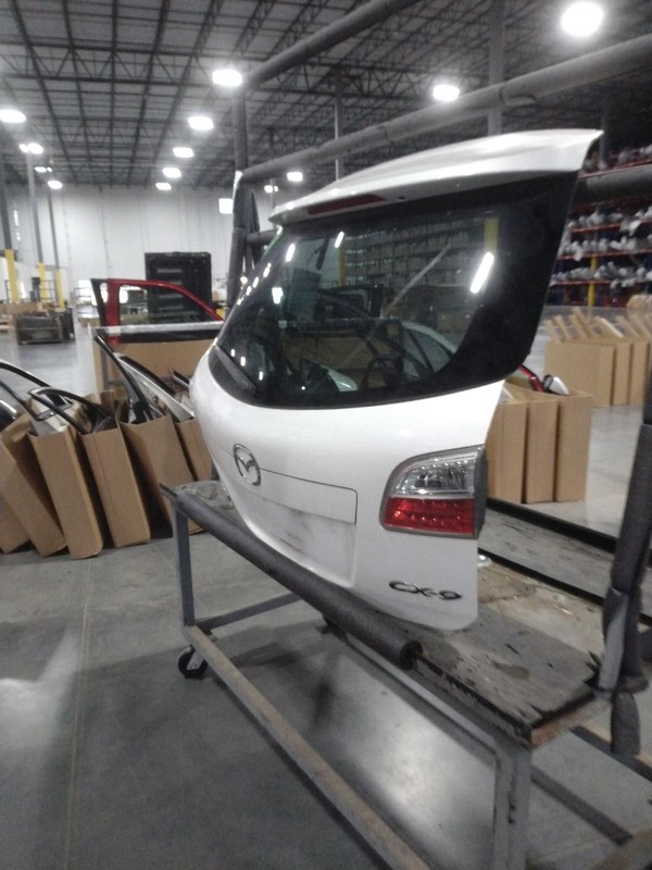 2010 MAZDA CX-9 OEM Trunk Lid White - Small Paint Chip, 173K Miles