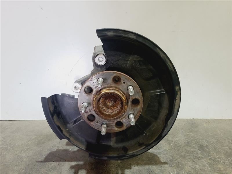 Driver Left Rear Knuckle/Stub Fits 14-16 CADENZA 565364