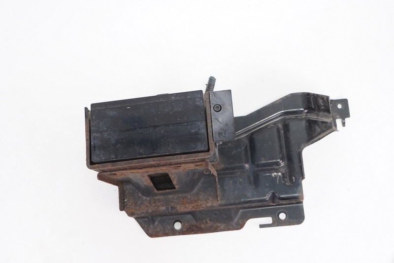 INFINITI G37 Distance Sensor Radar Cruise Control OEM 2009