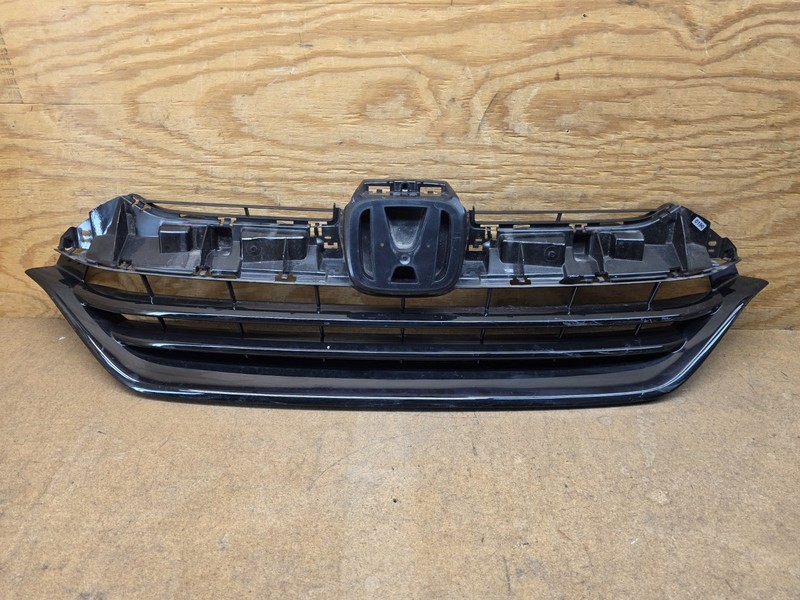 2018 2019 2020 2021 2022 Honda CR-V CRV Front Upper Grille OEM 71121-TLA-A600