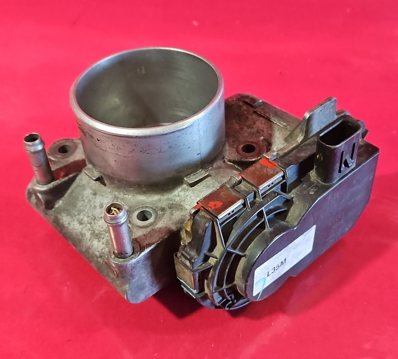 2006 -2013 Mazda 3 CX7 2.3L Fuel Injection Throttle Body L35M13640A