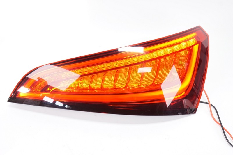 AUDI Q5 SQ5 Right RH Tail Lamp Tail Light LED OEM 2013 - 2017