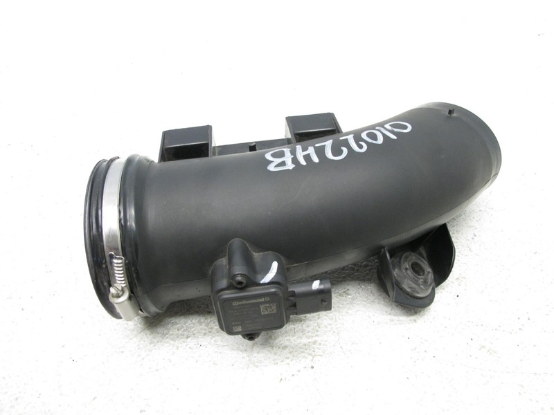 11-17 BMW F01 F02 740Li 640i 535i INTAKE AIR HOSE TUBE PIPE FLOW MASS OEM 010224