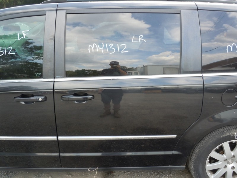 08-10 Chrysler Town & Country Rear Door Driver Left Power Closer Movable Glass