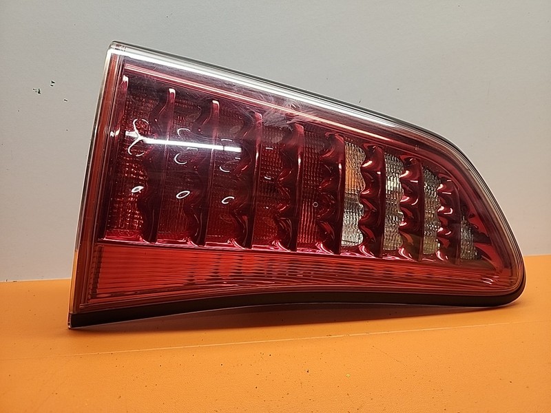 2011 2012 2013 Infiniti QX56 Rear Left Inner Taillight OEM Halog Driver Inner LR