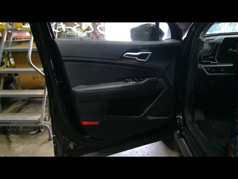 2023 SPORTAGE Driver Left Front Door Trim Panel 1582305