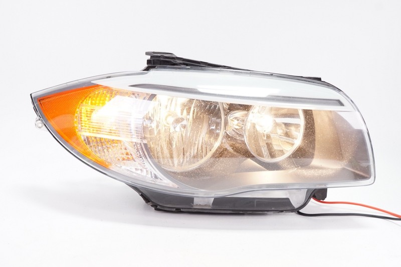 BMW 1 Series Right RH Headlight Headlamp HALOGEN OEM 2011 - 2013