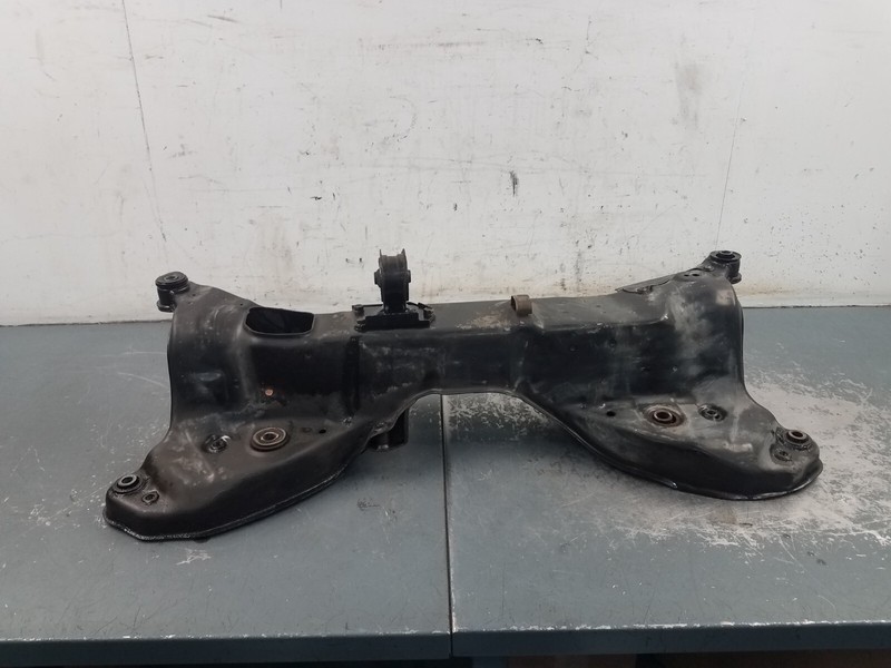 1995 Mitsubishi Eclipse GS Coupe Front Sub Frame Crossmember FWD #1314 D3