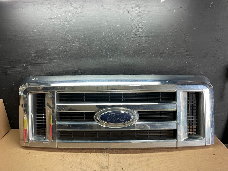2008 to 2014 Ford Econoline E150 E250 Front Upper Chrome Grill Grille N5753 DG