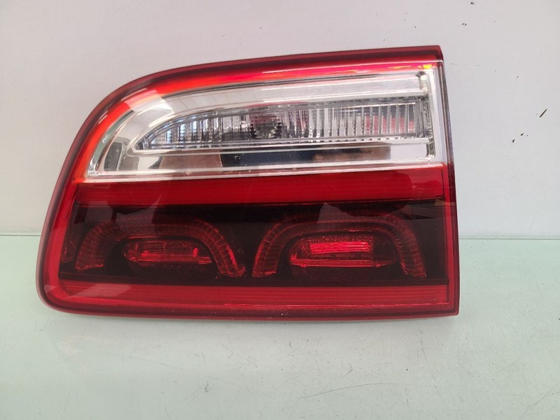 Driver Left Tail Light Liftgate Mounted LED Fits 16-18 SORENTO 591414