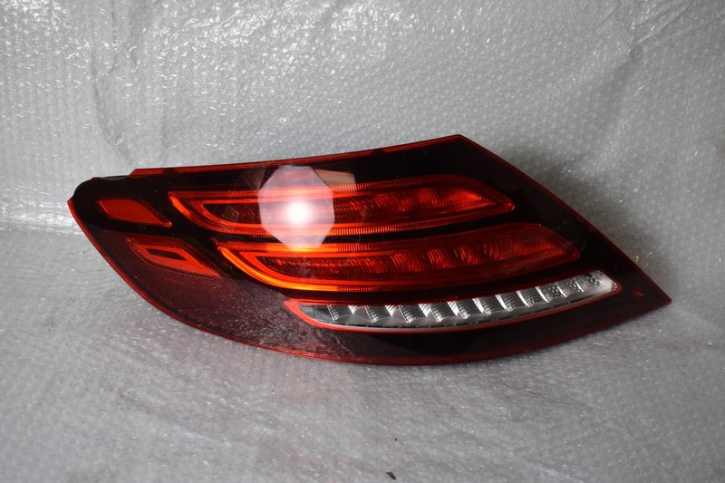 MERCEDES-BENZ SLC R172 REAR RIGHT TAILLIGHT A1729066200