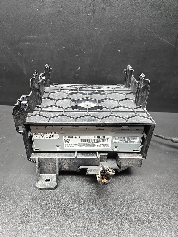 12-15 AUDI 4G A7 S7 A6 S6 A4 Q3 TRUNK RADIO RECEIVER AUDIO SYSTEM OEM
