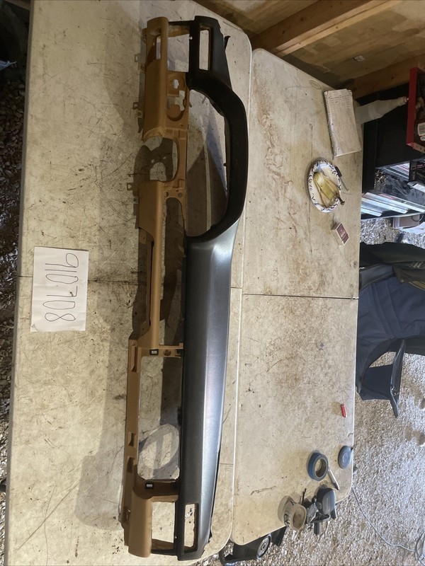 86-91 Mercedes W126 Brown Parchment front dash Genuine Mercedes 1 Pad