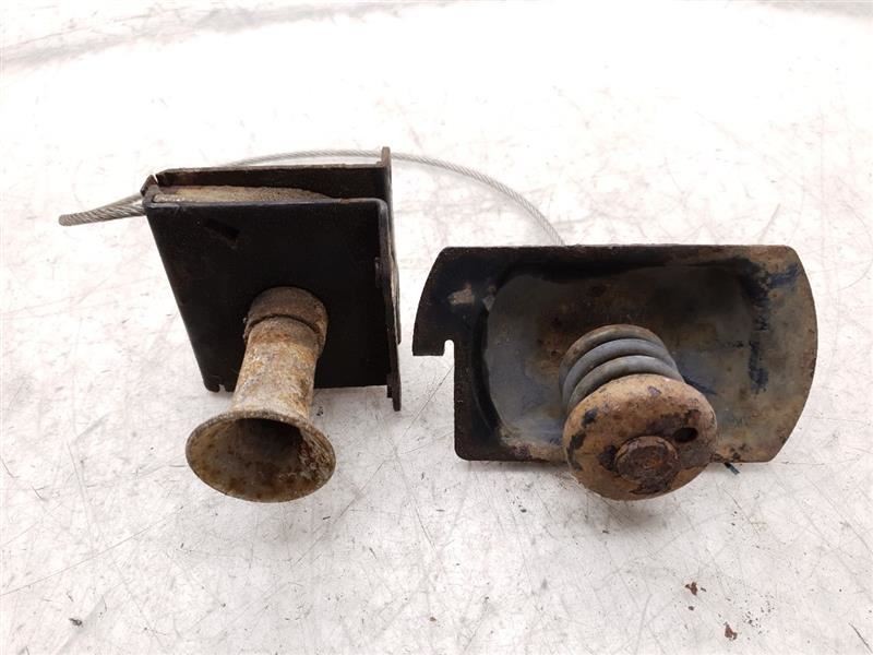 2000 TOYOTA 4 RUNNER LIMITED SPARE WHEEL CARRIER