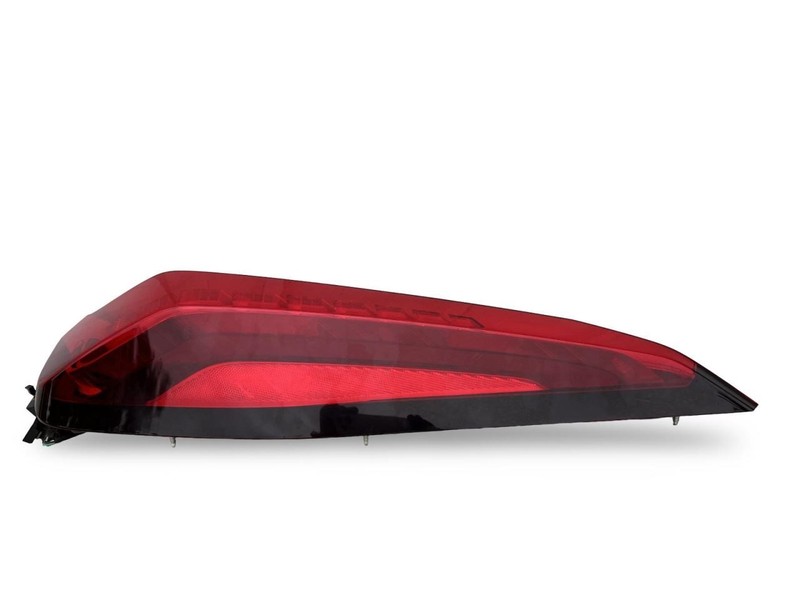 19-24 CADILLAC XT4 RIGHT TAILLIGHT QUARTER MOUNTED AWD 72K PREMIUM LUXURY 66778