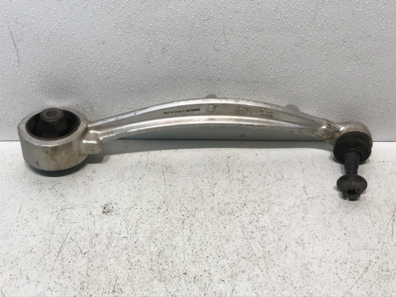 09-14 Hyundai GENESIS Front Right Passenger Upper Control Arm Sedan OEM 171029-R